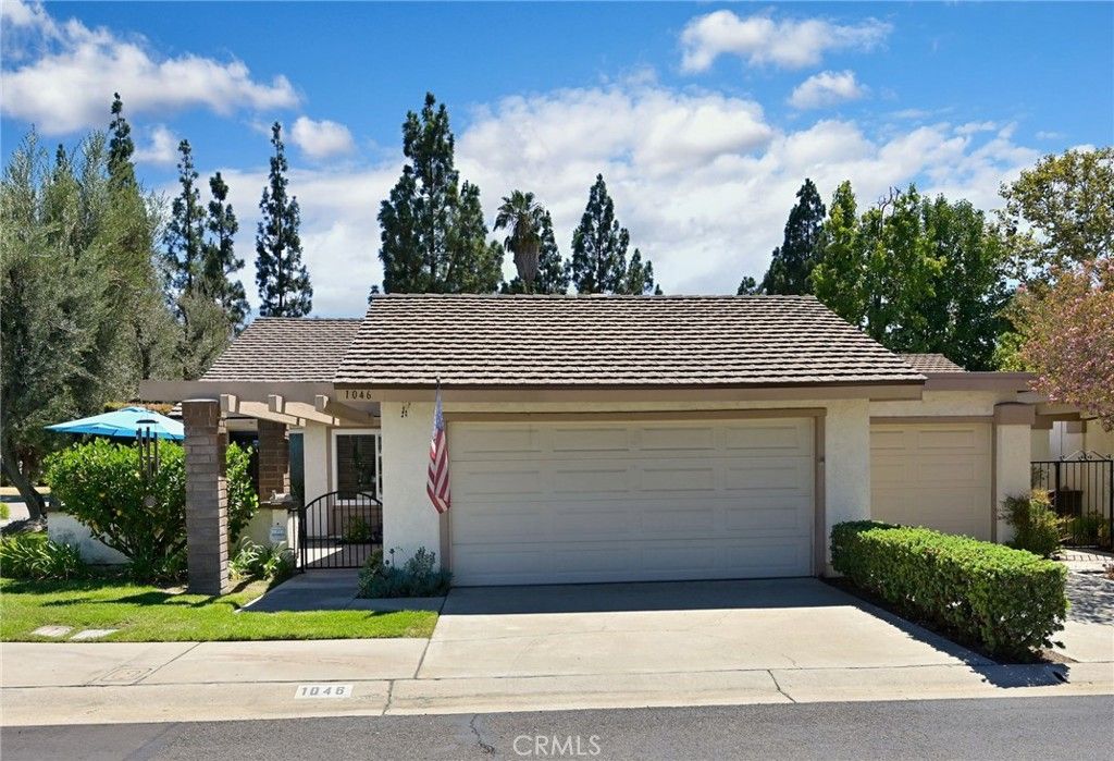 listing image 130723363972329467570