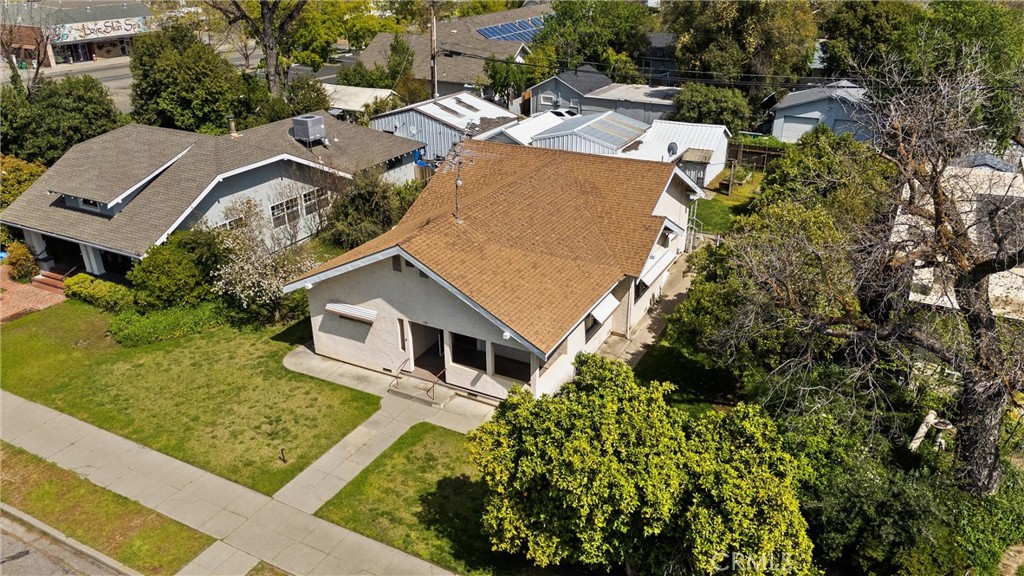 719 3rd Street
