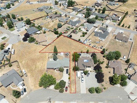 Photo of 18140 Flare Drive Dr, Tehachapi, CA 93561 (MLS # CV24166561) Photo of 18140 Flare Drive Dr, Tehachapi, CA 93561 (MLS # CV24166561)