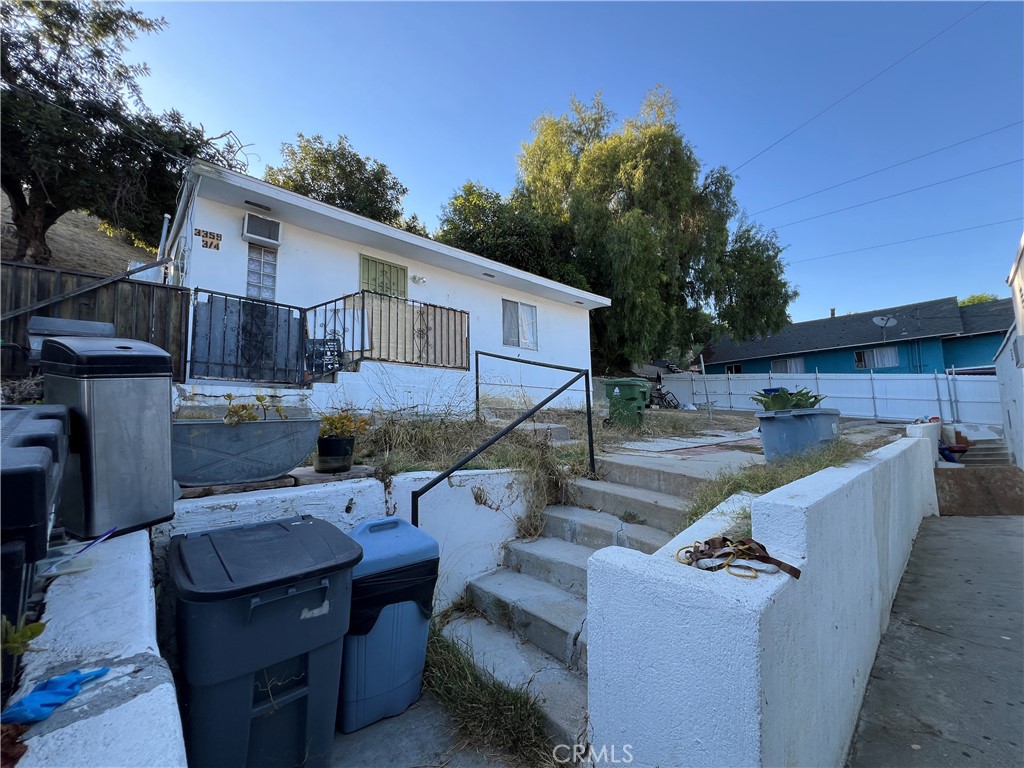 Properties 4 3359 Sierra Street