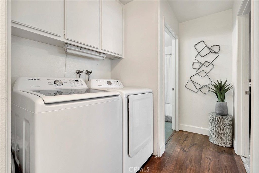 listing image 130723847222192679589