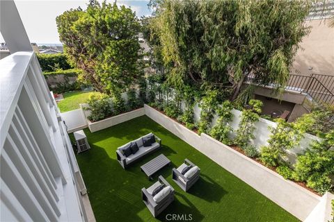 A home in Manhattan Beach