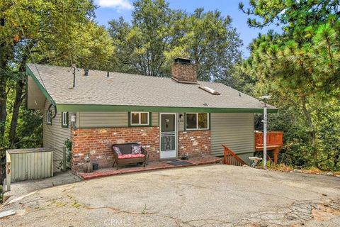 A home in Crestline