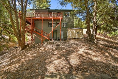 A home in Crestline