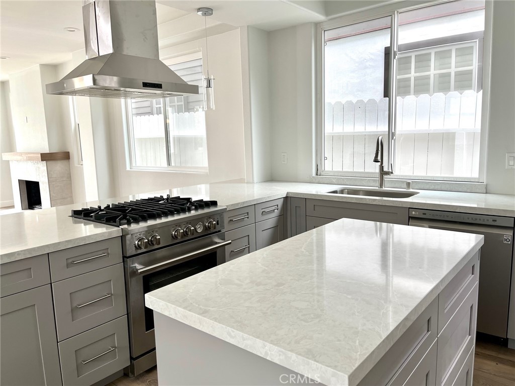 Corona del Mar North of PCH (CNHW) - Residential Lease