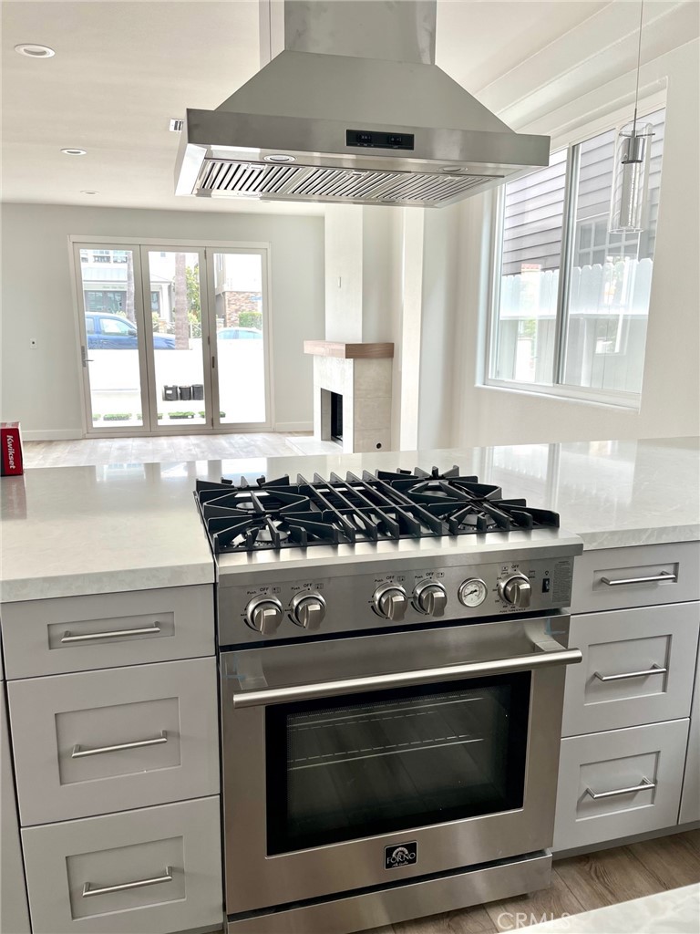 Corona del Mar North of PCH (CNHW) - Residential Lease