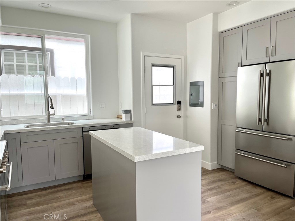 Corona del Mar North of PCH (CNHW) - Residential Lease