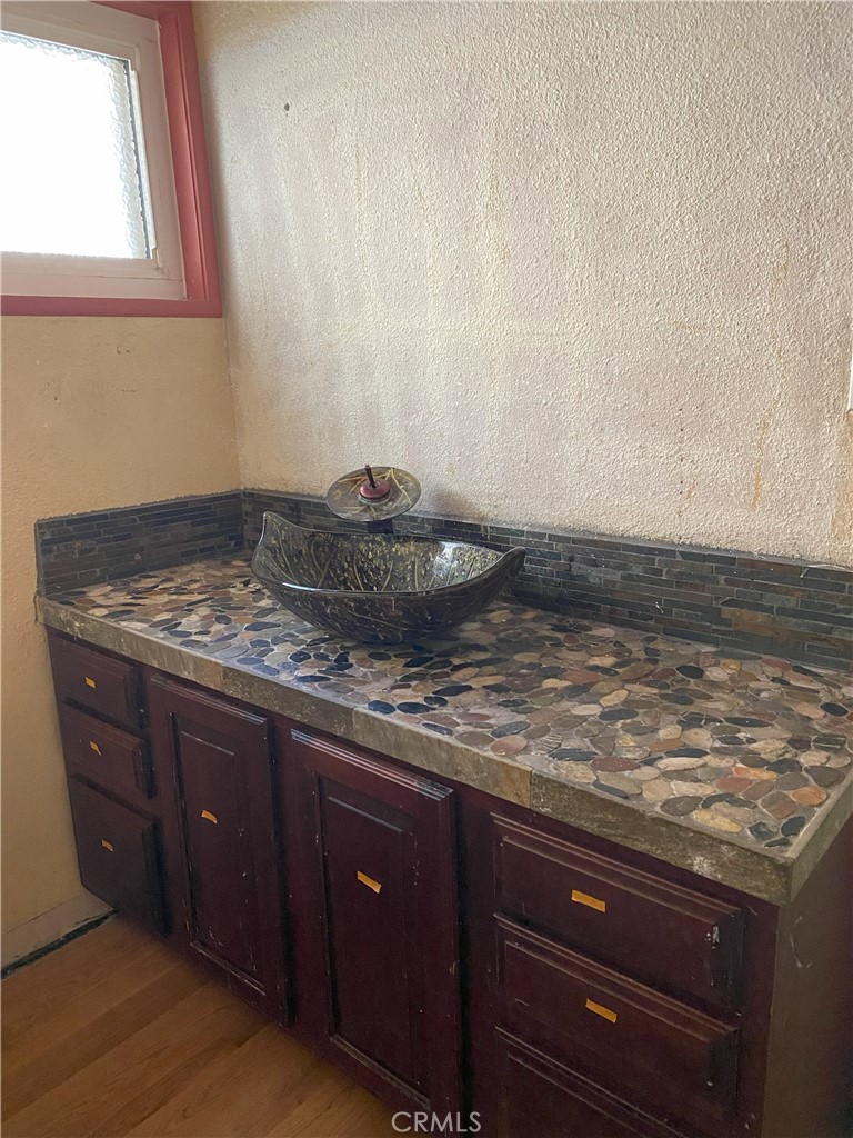 VOE (VOE) - Residential