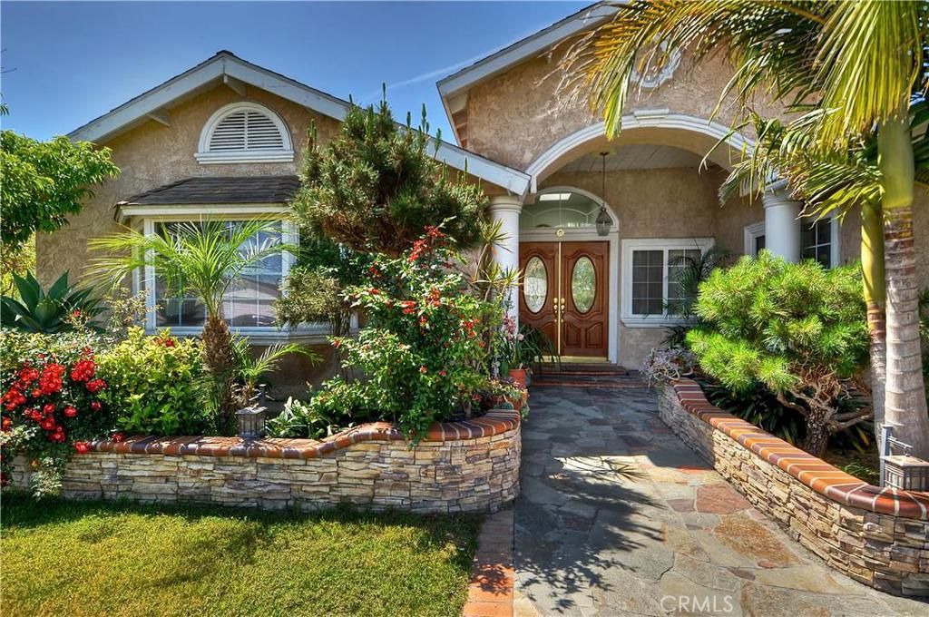 listing image 130724865801064684945