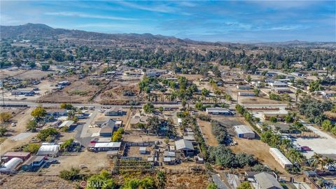 A home in Perris