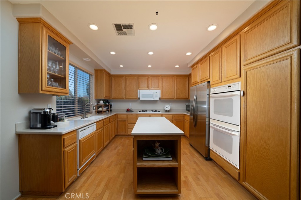 Custom Homes (NPRK) (CNPRK) - Residential