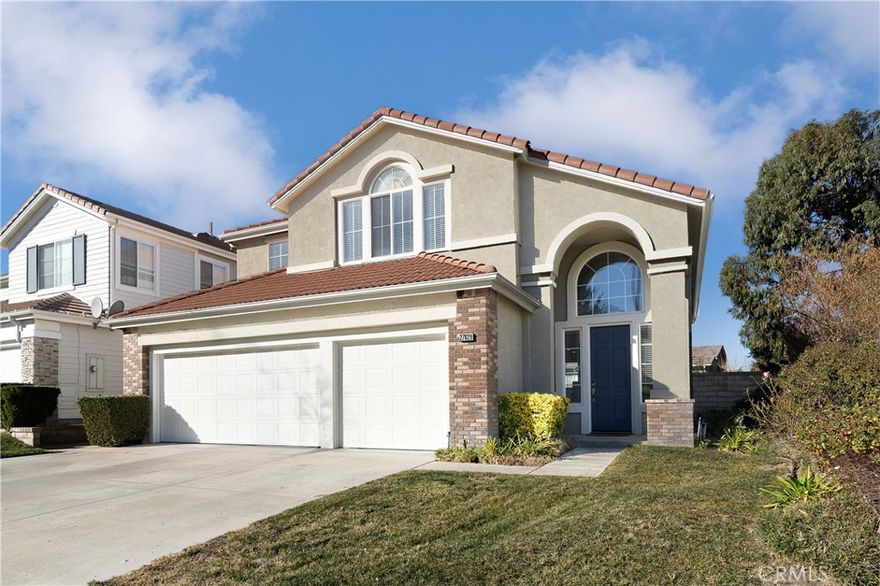 Beautifully upgraded Northpark home on the corner of cul-de-sac street! The property record shows 4 bedrooms with 3 bathrooms, but the property features 5 bedrooms. There are 4 bedrooms upstairs with 1 bedroom with a bathroom downstairs for guest. Center kitchen island with lots of storages. Property has new flooring and new paints. Marvelous master suite features master bedroom with walk-in closet and master bathroom. There is built-in BBQ in backyard. Northpark community features incredible park, sparkling pool, spa, basketball court, tennis court, club house and much more.
