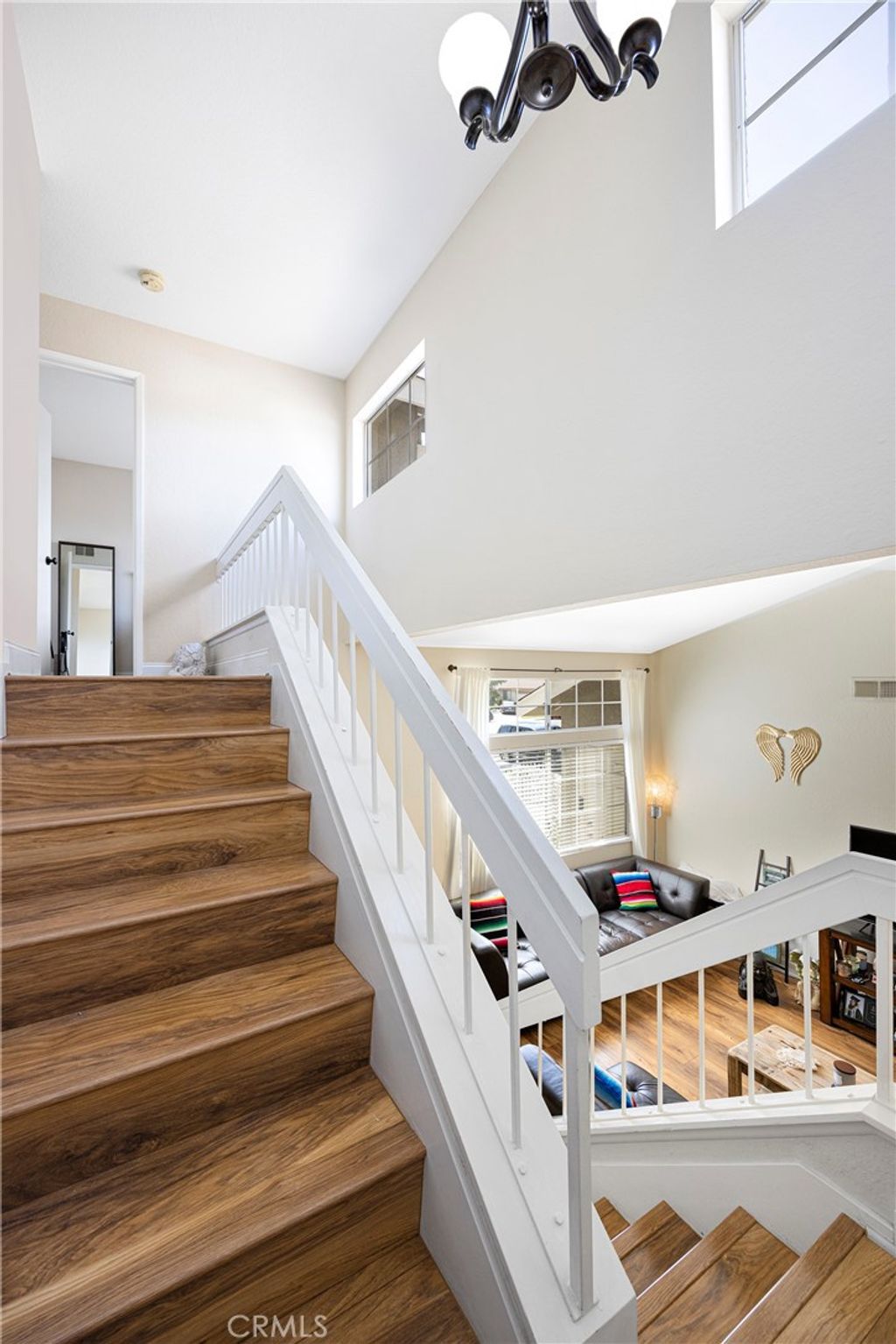 listing image 1307493234119