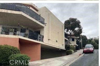 Signal Hill (SH) - Residential