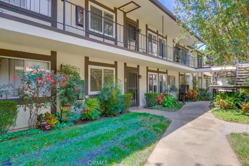 listing image 130724323179394275888