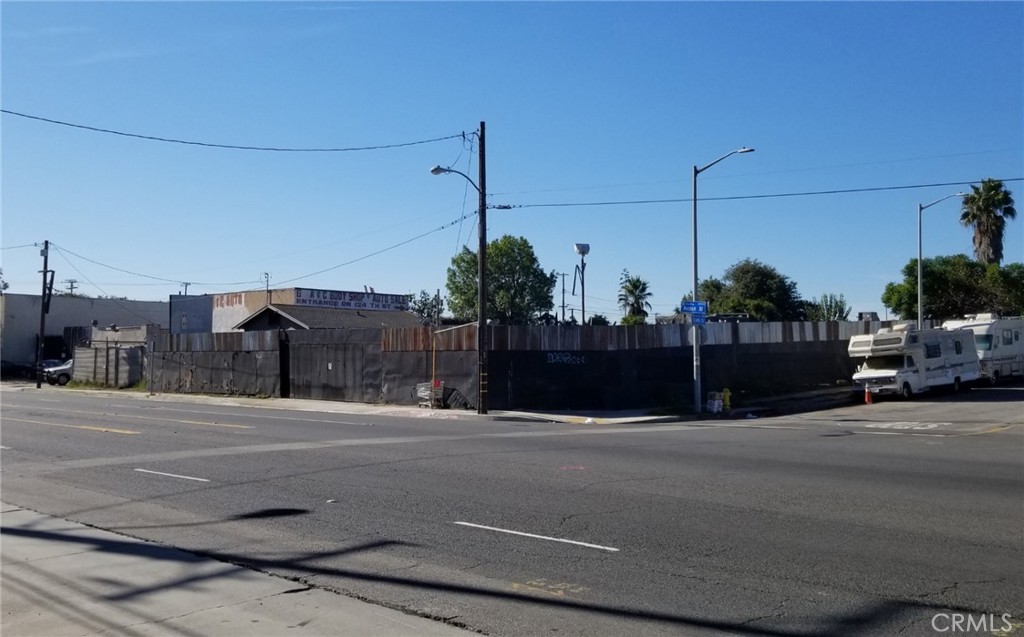 Property is located on the corner of 124th and Avalon Blvd. This lot is available for lease and can be on a short term basis. The lot has 2 enterance and exit for parking storage containers, trailers, cars, boats, equipment, etc. Please call to find out what you can use. No Untilties and has overnight security. Zoned LCM1.