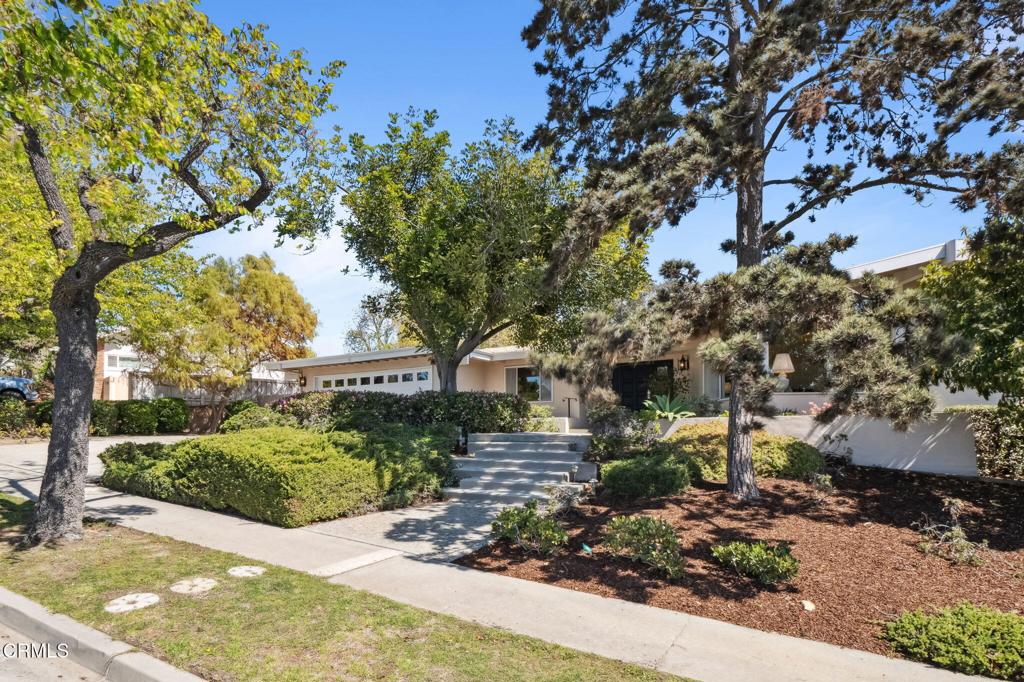 262 Crestwood Avenue