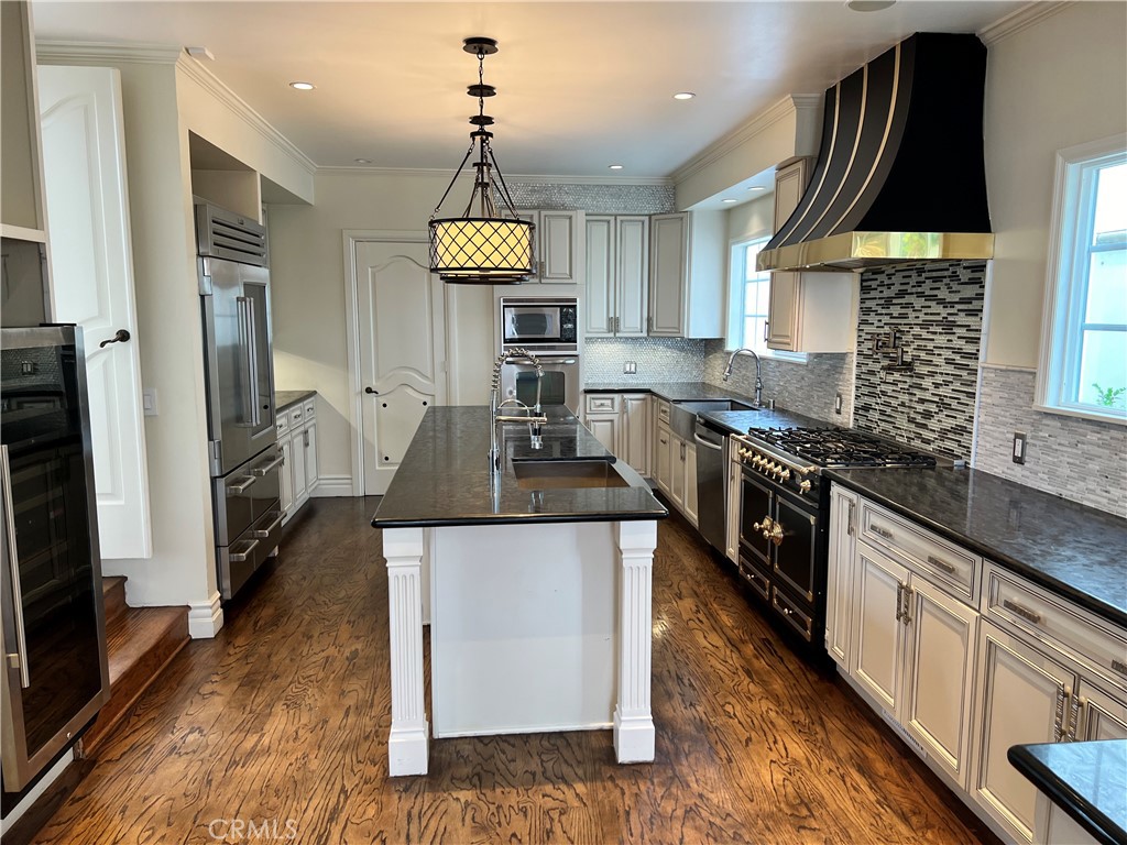 Linda Isle (LIND) - Residential Lease