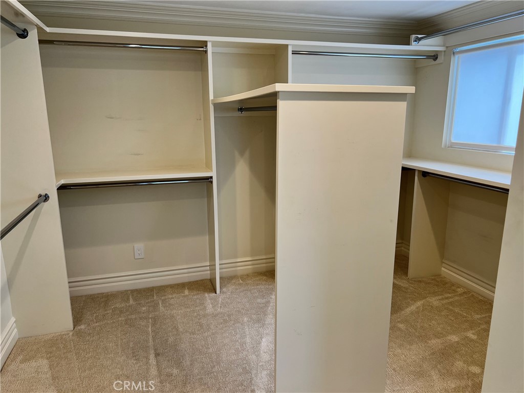 Linda Isle (LIND) - Residential Lease