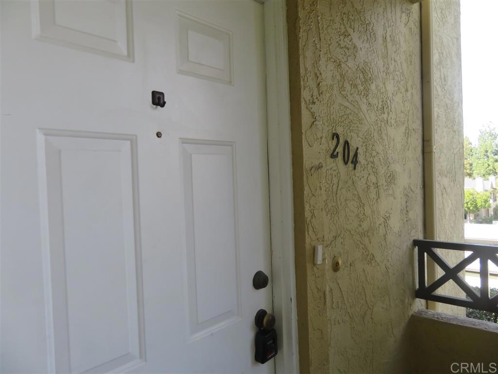 2063 Lakeridge 204