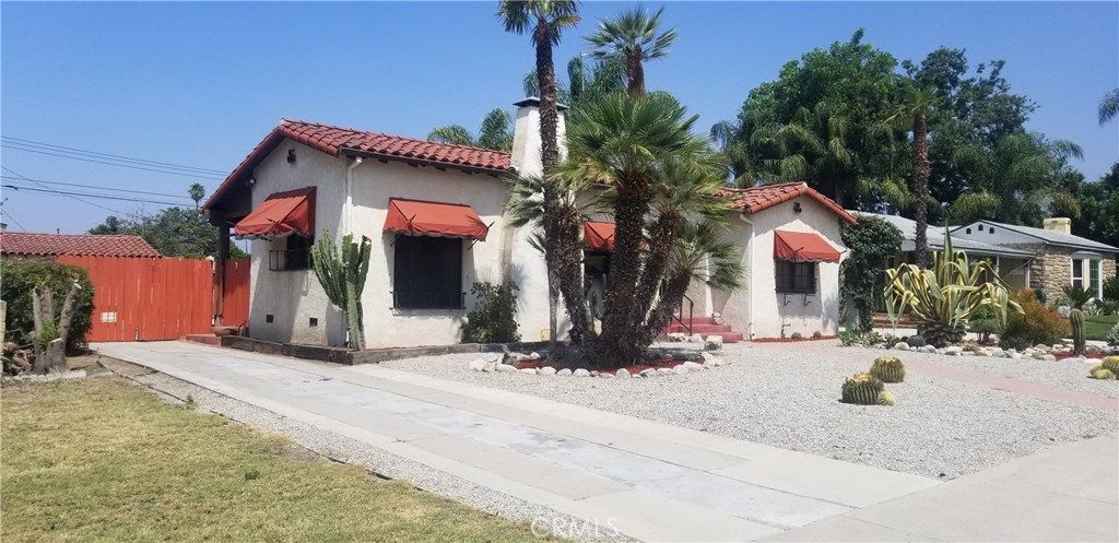 listing image 130720633714208125773
