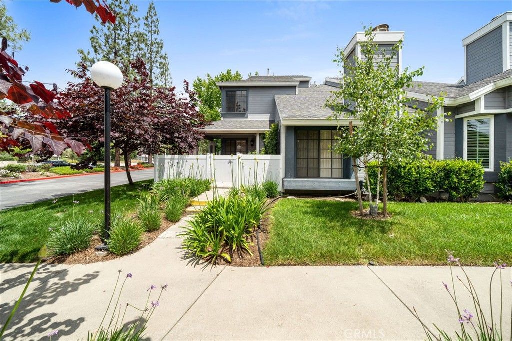 listing image 130729219496861160283