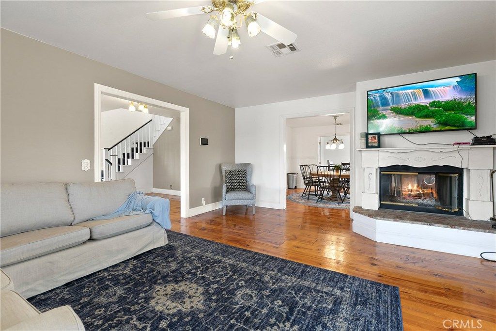 listing image 130727929223382044974