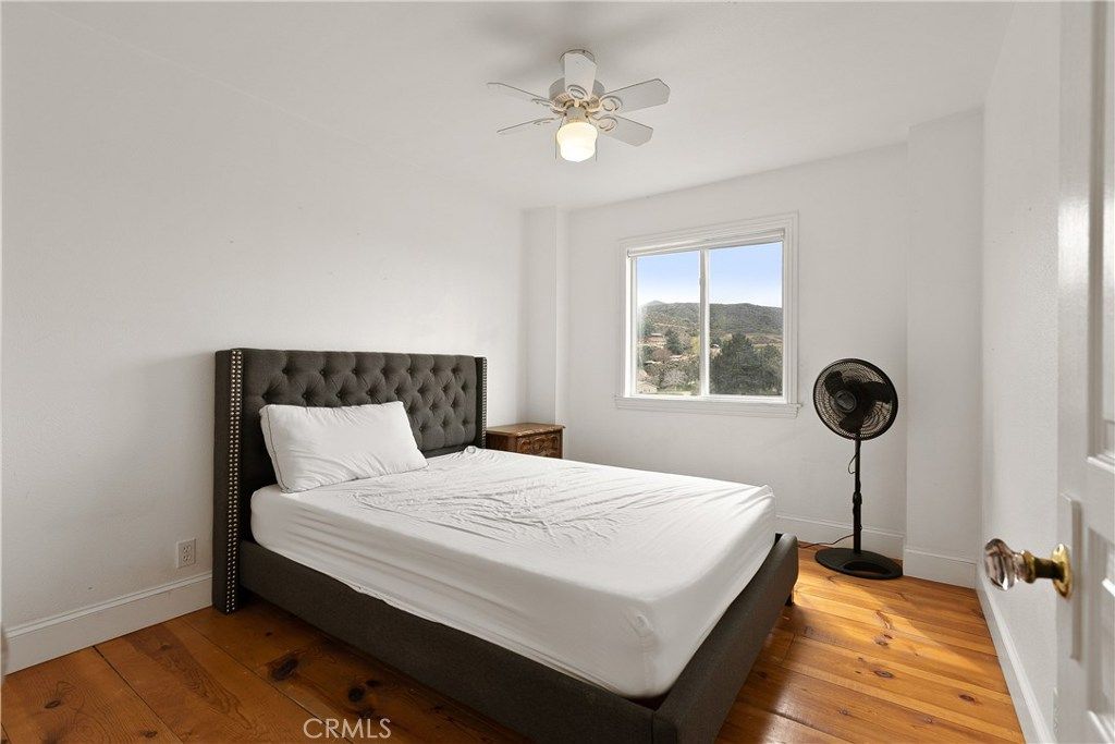 listing image 130722011617782207582