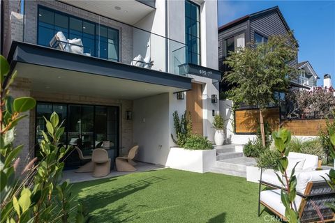 A home in Manhattan Beach