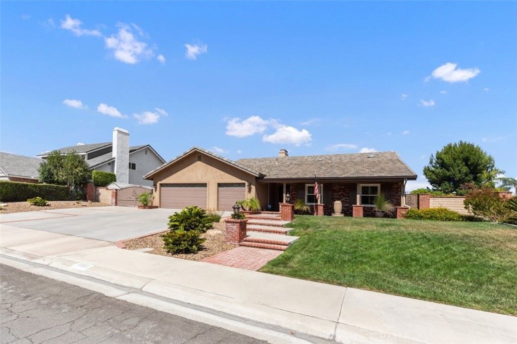 listing image 130725982340796008651
