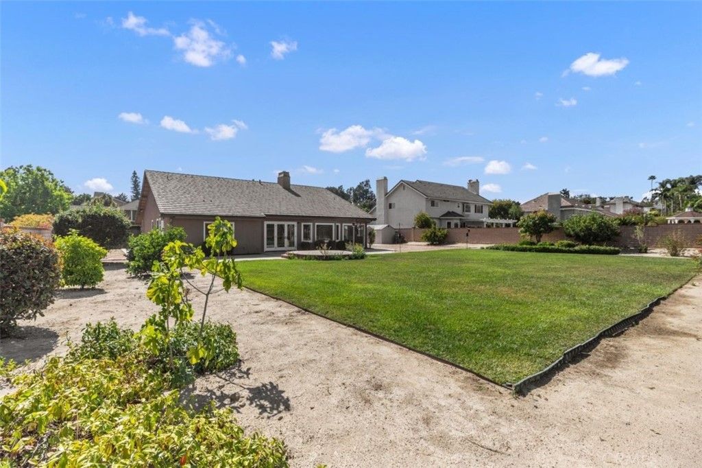 listing image 130723357972512641212