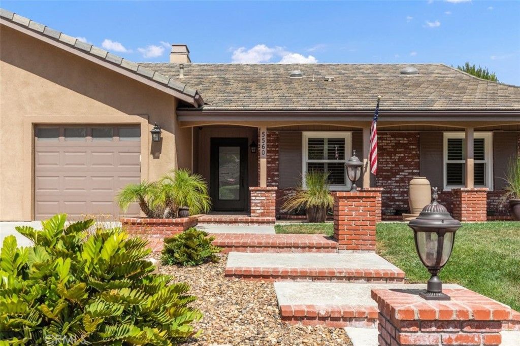 listing image 130725662770419573467