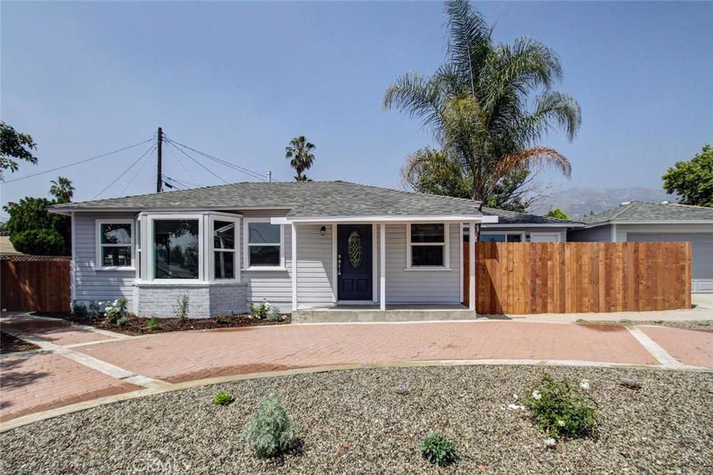 listing image 130722543661220885761