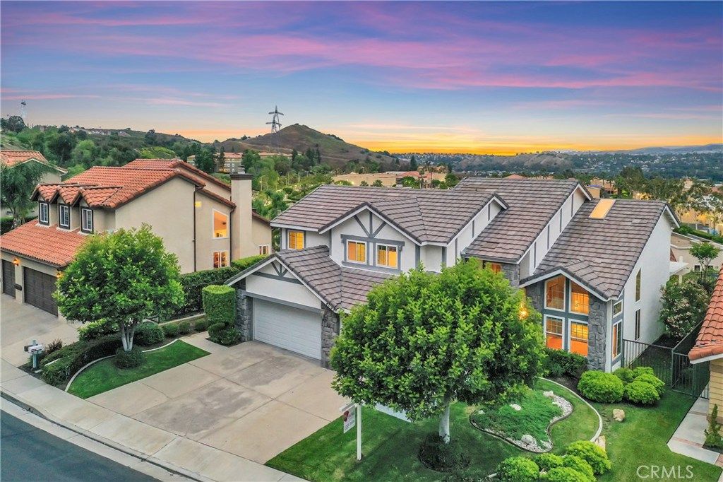 listing image 130727091186597921667