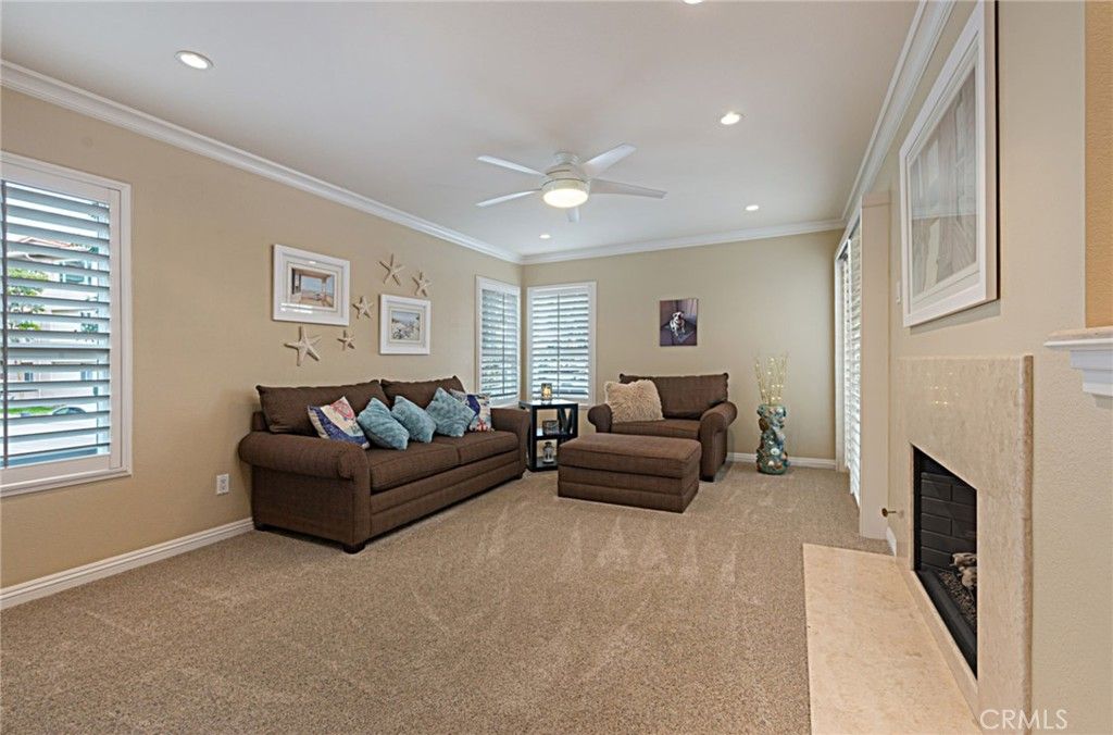 listing image 130725816492251005178