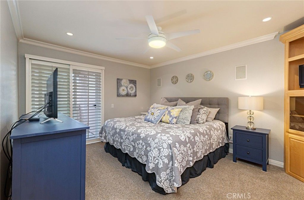 listing image 130721459537779042950