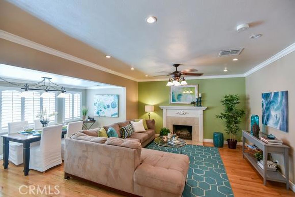 listing image 130722005793169829993