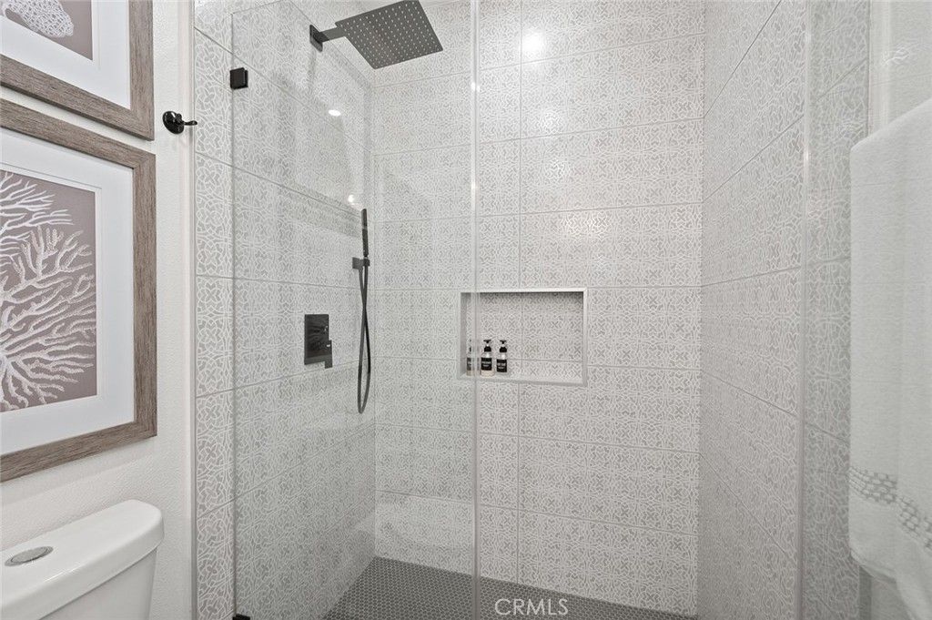 listing image 49