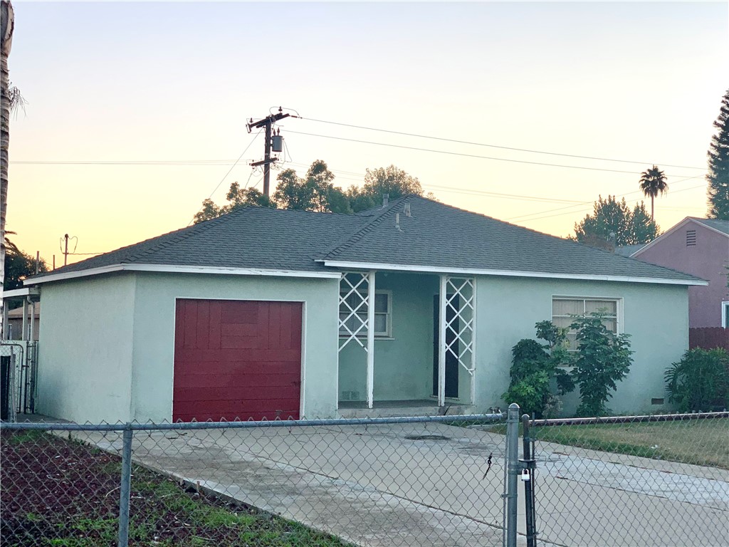 Photo 1 of 16 of 1126 E E Street house