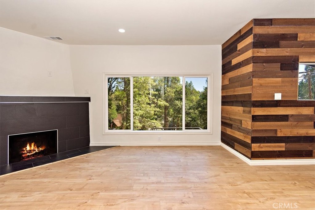 Photo 9 of 41 of 23913 Bowl Road house