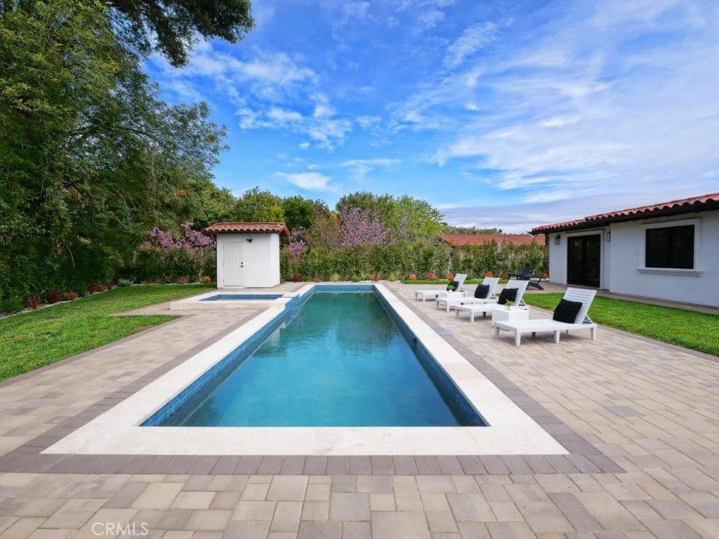 listing image 52