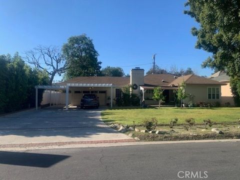 A home in Studio City