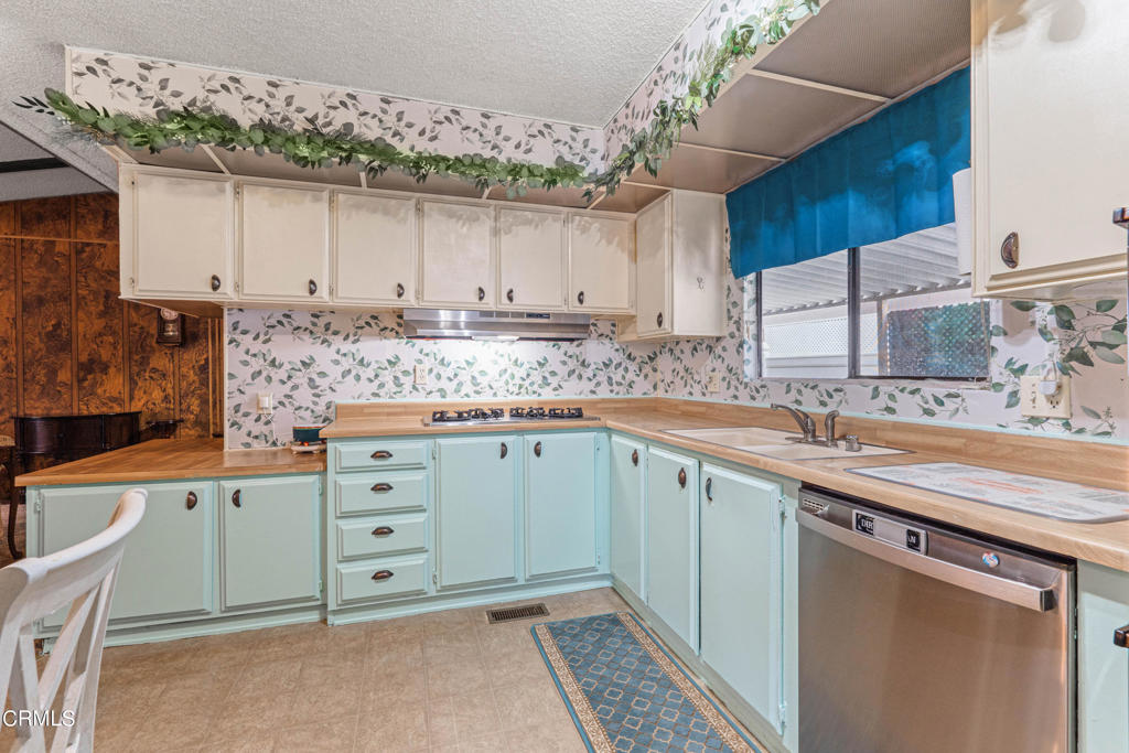 Patrician MHP - 0285 - Manufactured In Park