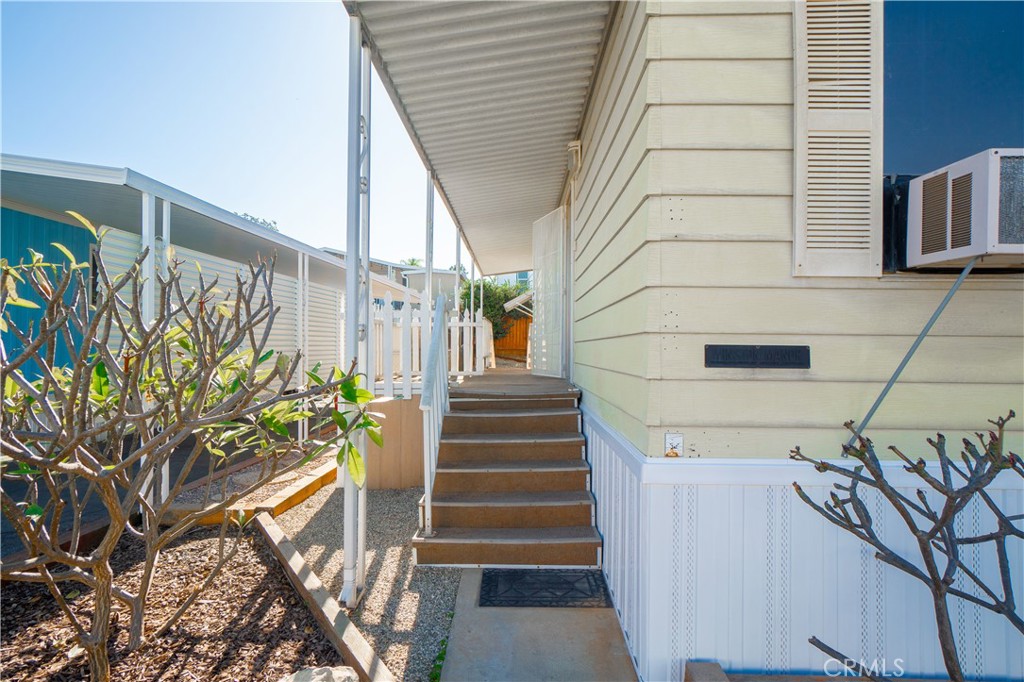 1501 Palos Verdes Drive North 61