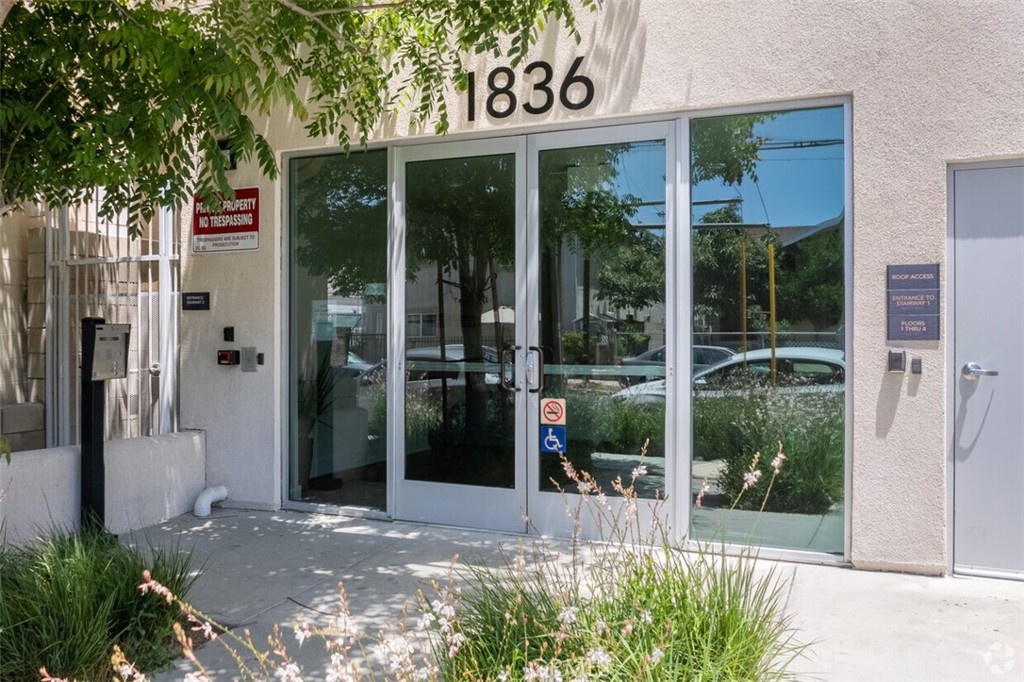 Discover an exceptional investment opportunity in the heart of Los Angeles! This modern 27-units apartment complex is ideally offering unparalleled convenience and accessibility. The property boasts a contemporary design with high-quality finishes, catering to the needs of today’s discerning tenants.
This fully-leased complex ensures immediate and stable cash flow. Each unit is thoughtfully designed to maximize space and comfort, making it a sought-after residence for professionals and students alike.
Don’t miss out on this turnkey investment in one of LA’s most vibrant and growing neighborhoods!