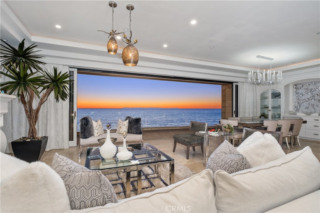 19 Lagunita Drive