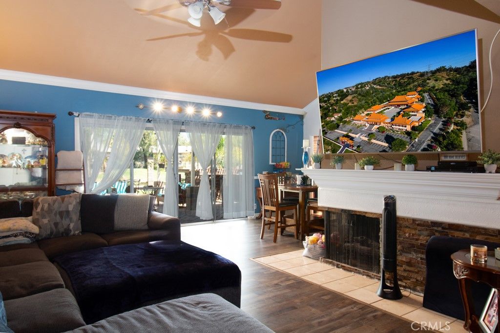 listing image 130722425985900008266