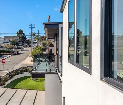 A home in Manhattan Beach