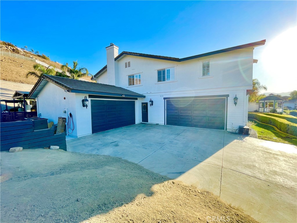 1204 Thoroughbred Lane