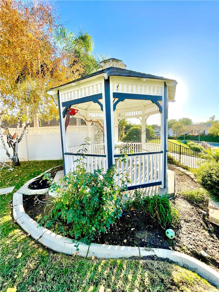 1204 Thoroughbred Lane
